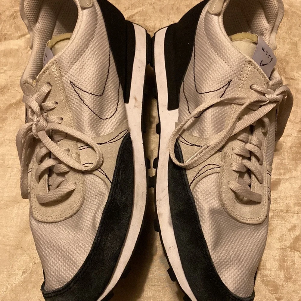 Nike Daybreak Type Light Orewood Black
